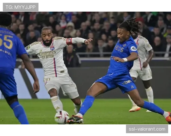 战术前瞻:尼斯客战里昂,区域结合盯人防守成限制拉卡泽特关键